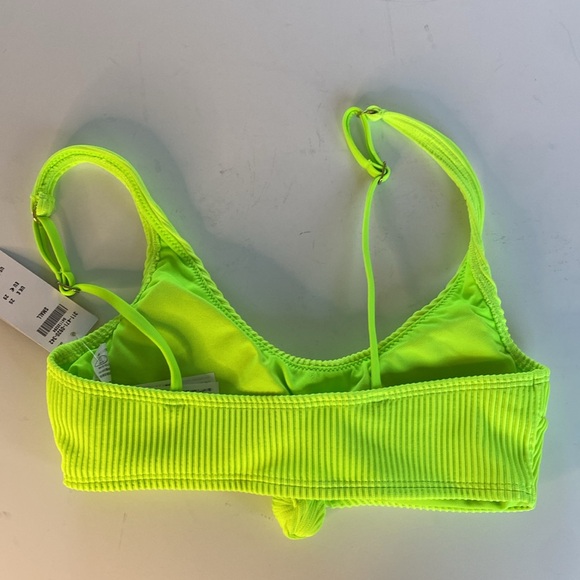 Hollister Ribbed Neon Yellow/Green Bikini Top Size - Small NWT - Picture 7 of 8